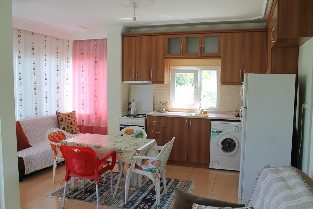 Zeus Apart Pansiyon Güzelçamlı Dış mekan fotoğraf